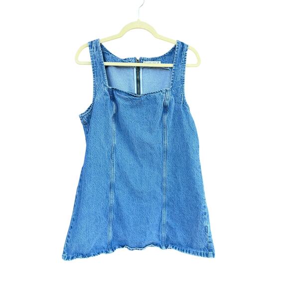 Abercrombie & Fitch Dresses & Skirts - Abercrombie and Fitch Mila Squareneck Denim Mini Dress Medium Wash LP